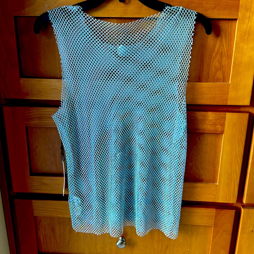 Metal like tank opalescent medium